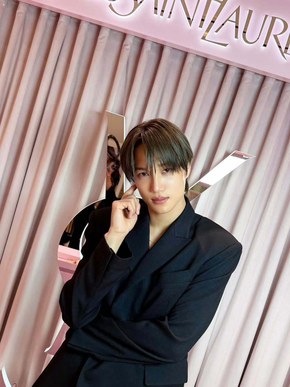 카이 섭외, V.One 강현수 대표가 보증하는 확실한 방법 (2026년 최신)